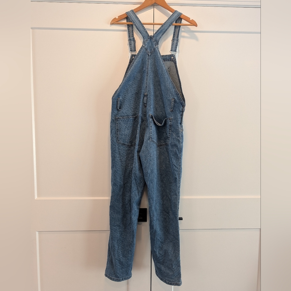 CELEBRITY PINK Women's Distressed Blue Denim Bib Overalls Size Small - Picture 12 of 14
